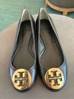 Tory Burch Black Leather Flats with Gold Logo Medallion